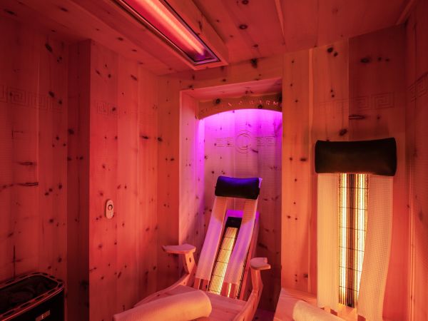 chalet_bucher_garten_chalet_zirbensauna_33.jpeg