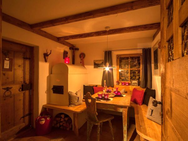 das_bucher_ehrwald_tiroler_stube_4645.jpg